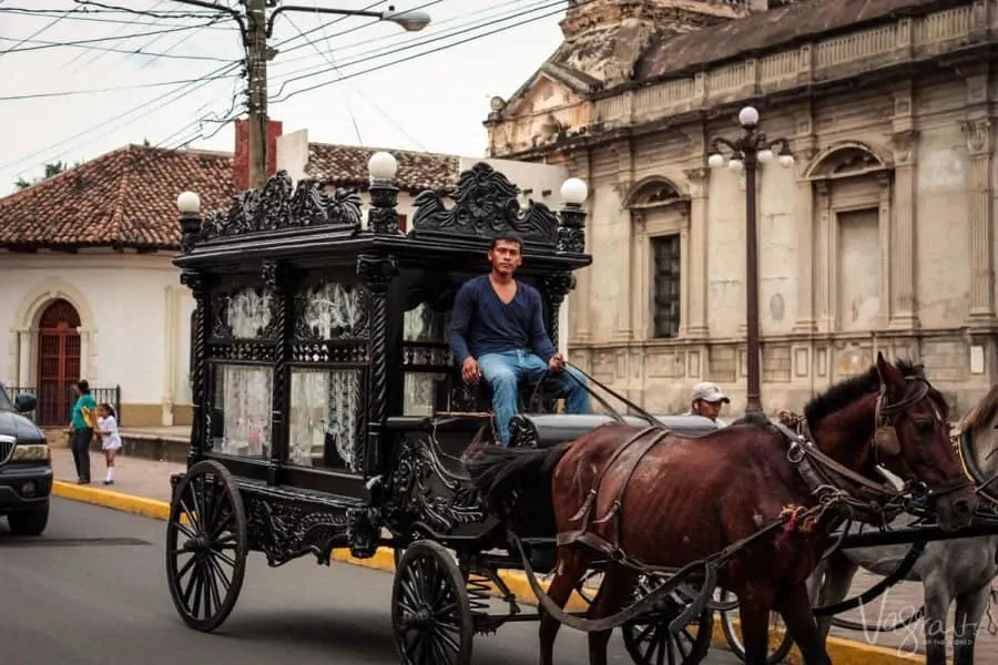 Things to do in Granada Nicaragua - Visit the Granada Cemetery