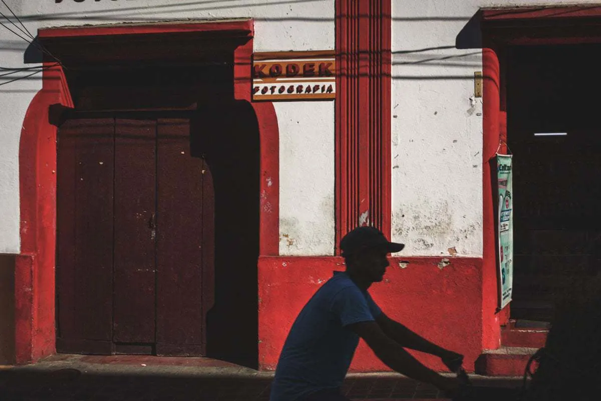 Things to do in Leon Nicaragua - Take a city tour