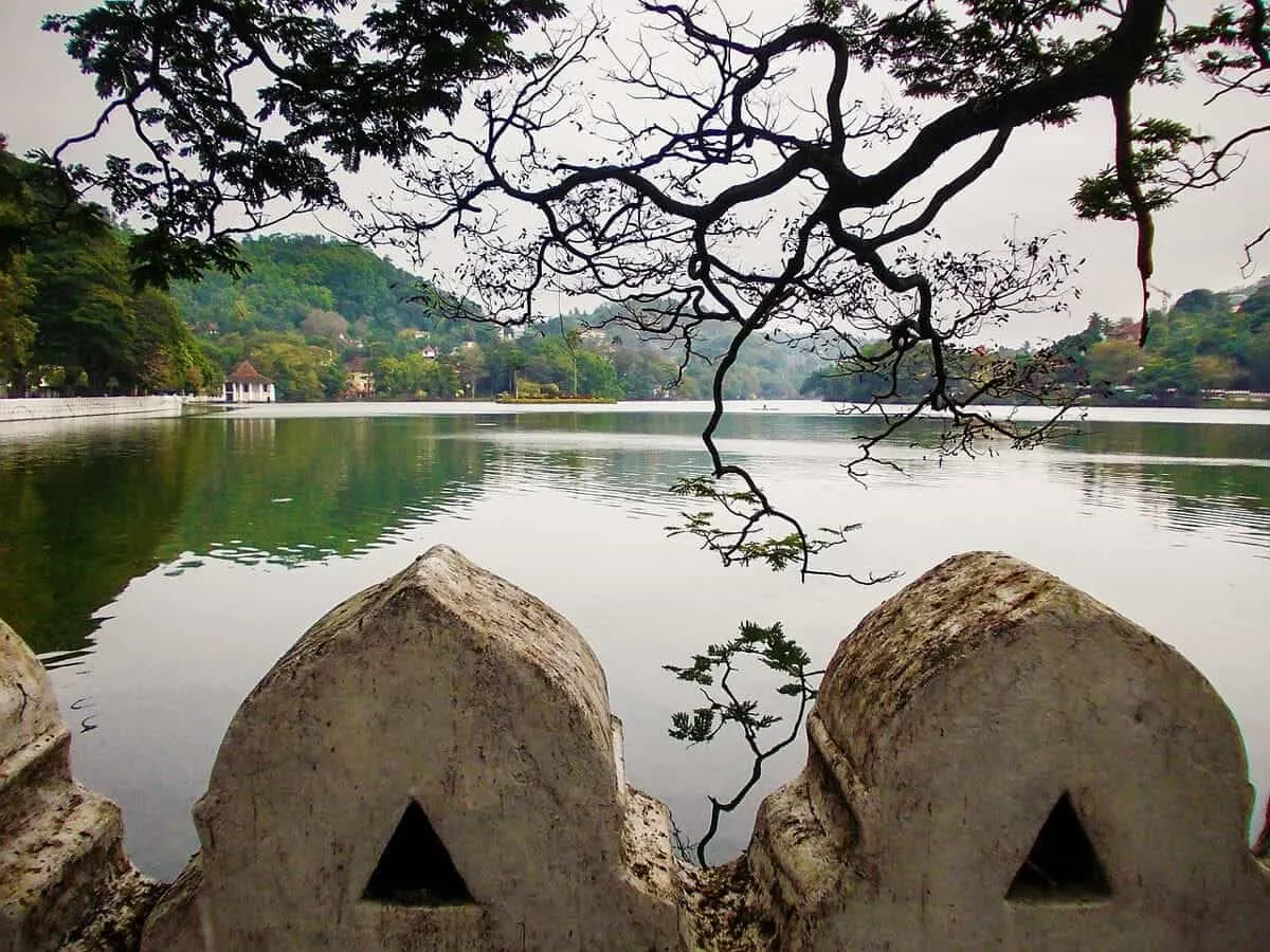 Kandy Lake Sri Lanka