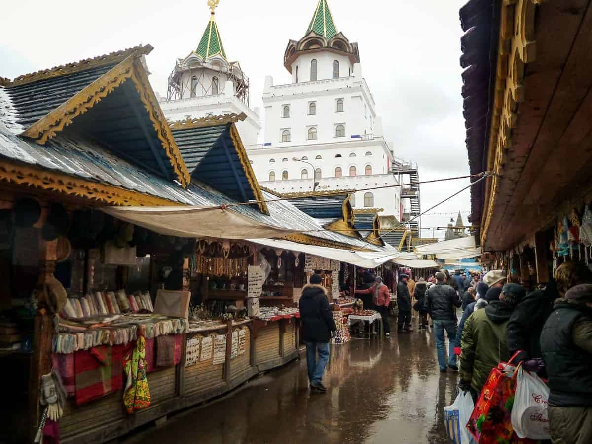 Izmaylovo Market in Moscow is the best place for souvenir shopping