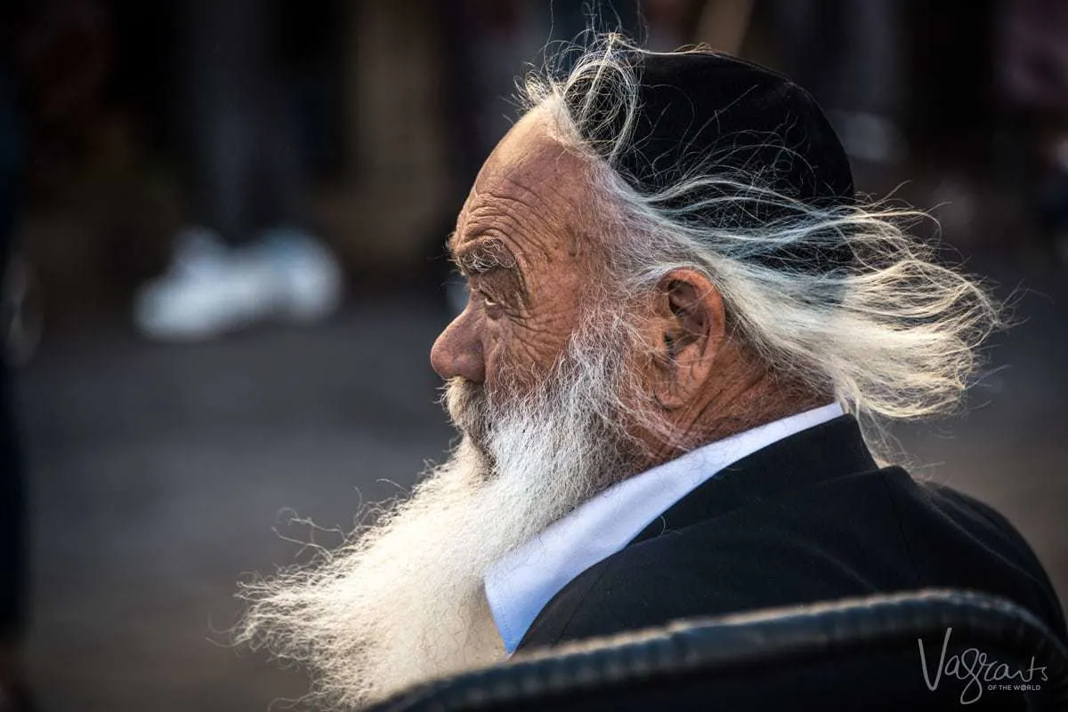 Things to do in Israel - An old Jewish man sitting