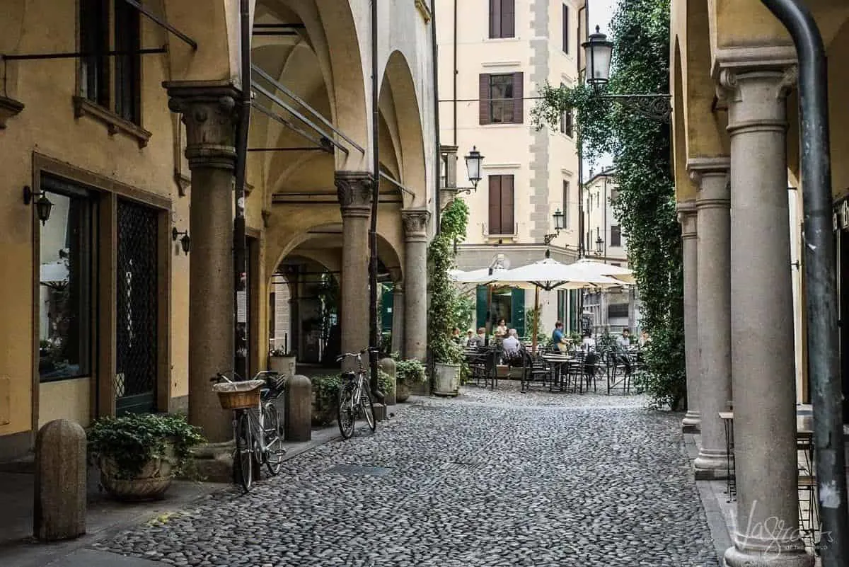 Charming cobblestone streets in the Padua Jewish Quarter.
