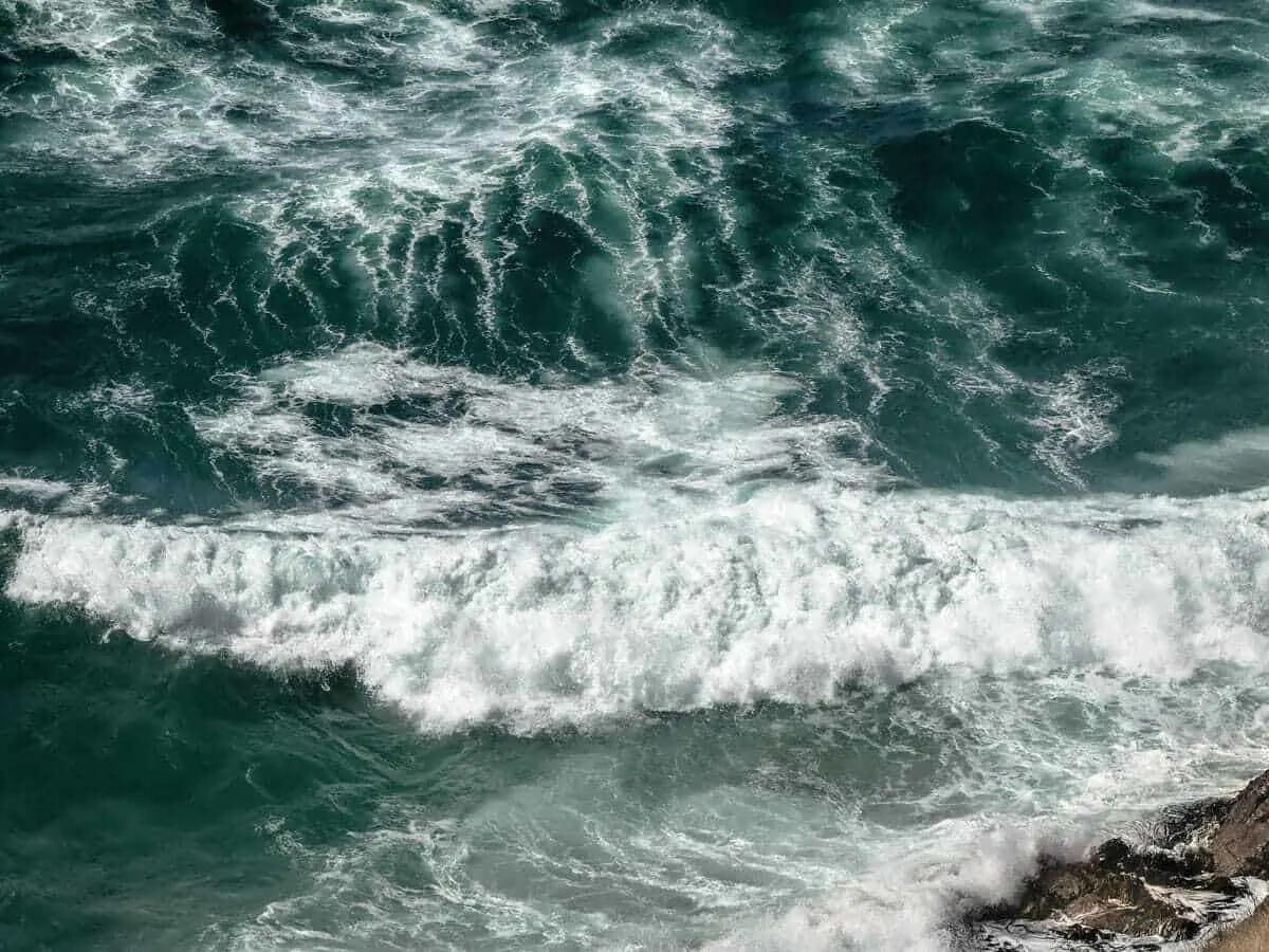 Rough Waves patagonia