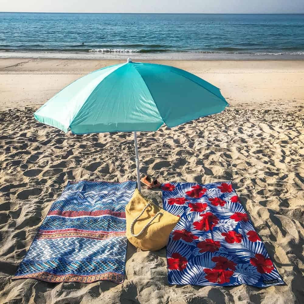 beach towel that repels sand