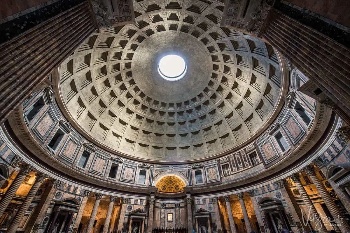 Domed roof with skylight in the Pantheon. 