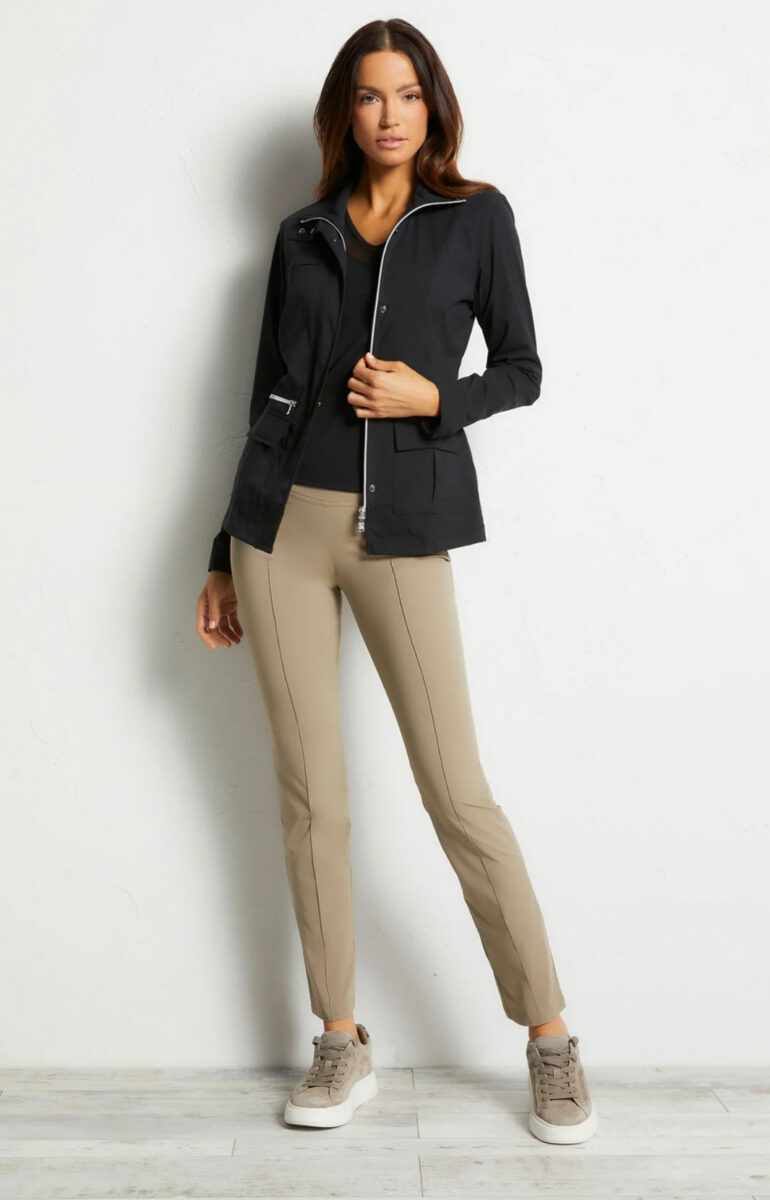 Best Lightweight Women's Jackets For Travel ( Practical and Stylish)