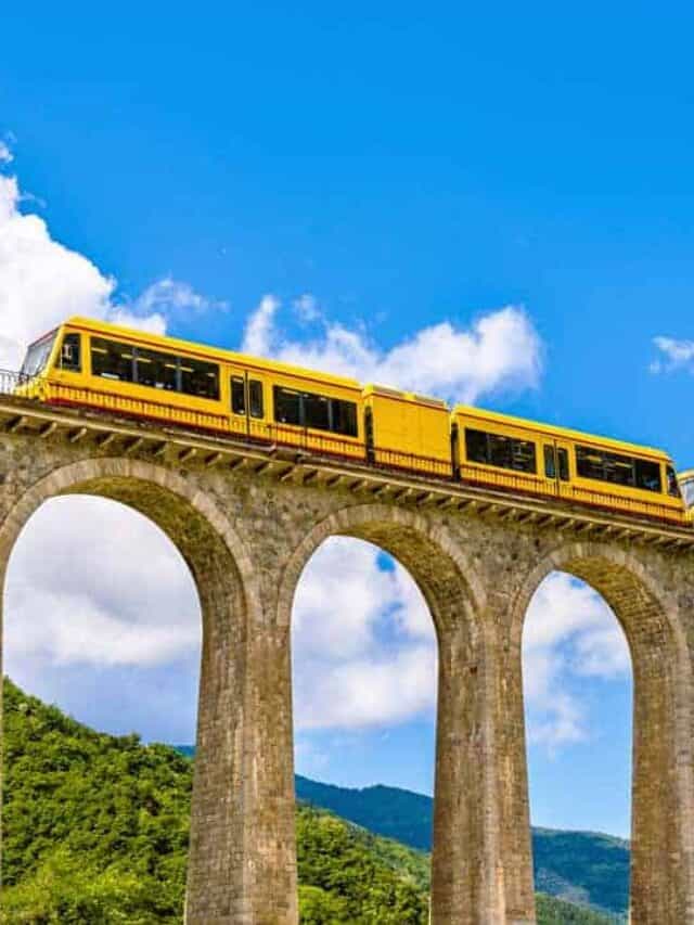 10 Scenic Train Routes in Europe Story