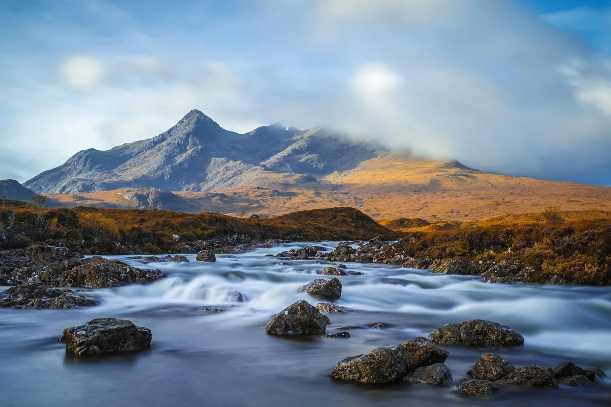 River Sligachan and the mountains of Sgurr nan Gillean on a cloudy day. 