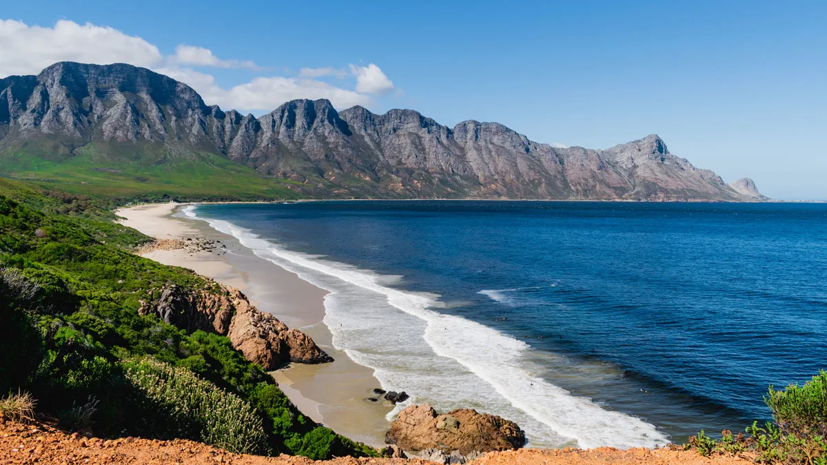 Kogelberg Nature Reserve coastline hikes in Cape Town