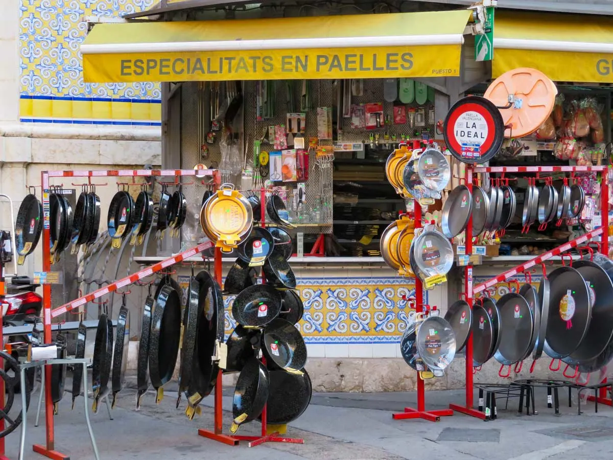 Paella dishes for sale in all shapes and sizes.  Valencia is the best place to shop for paella dishes.