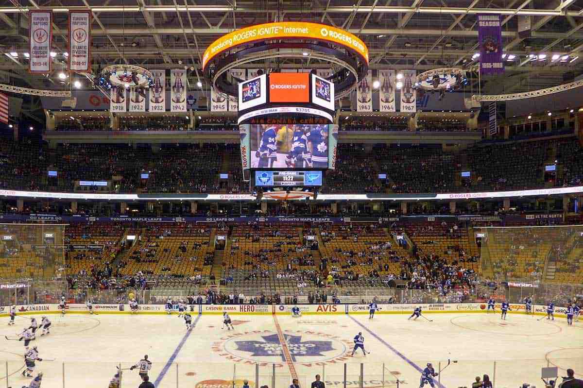 The Toronto Maple Leafs playing hockey.