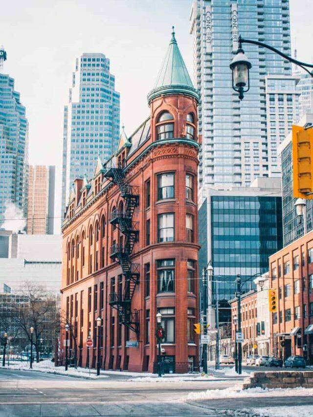 Things to do in Toronto in March Story