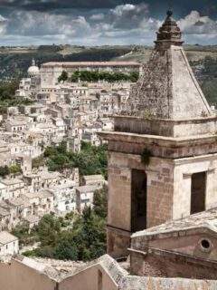 cropped-Ragusa-Italy-Sicily.jpg