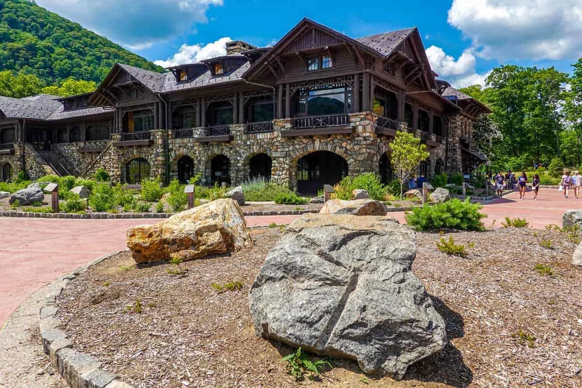 The large stone built Bear Mountain Inn int he Bear Mountain State Park.