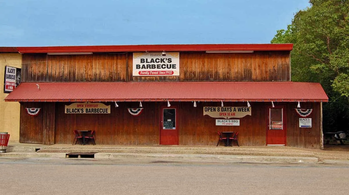 Blacks barbecue in Lockhart Texas.