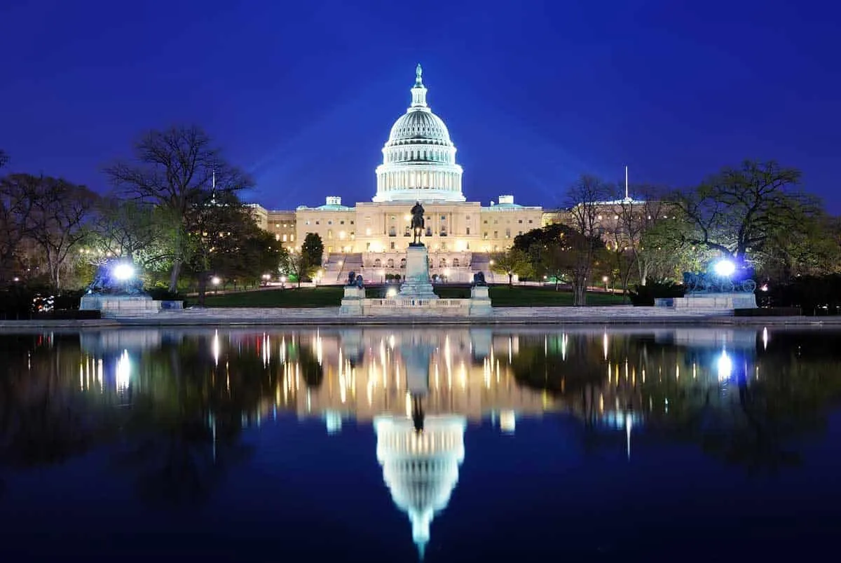 Washing DC skyline at night.