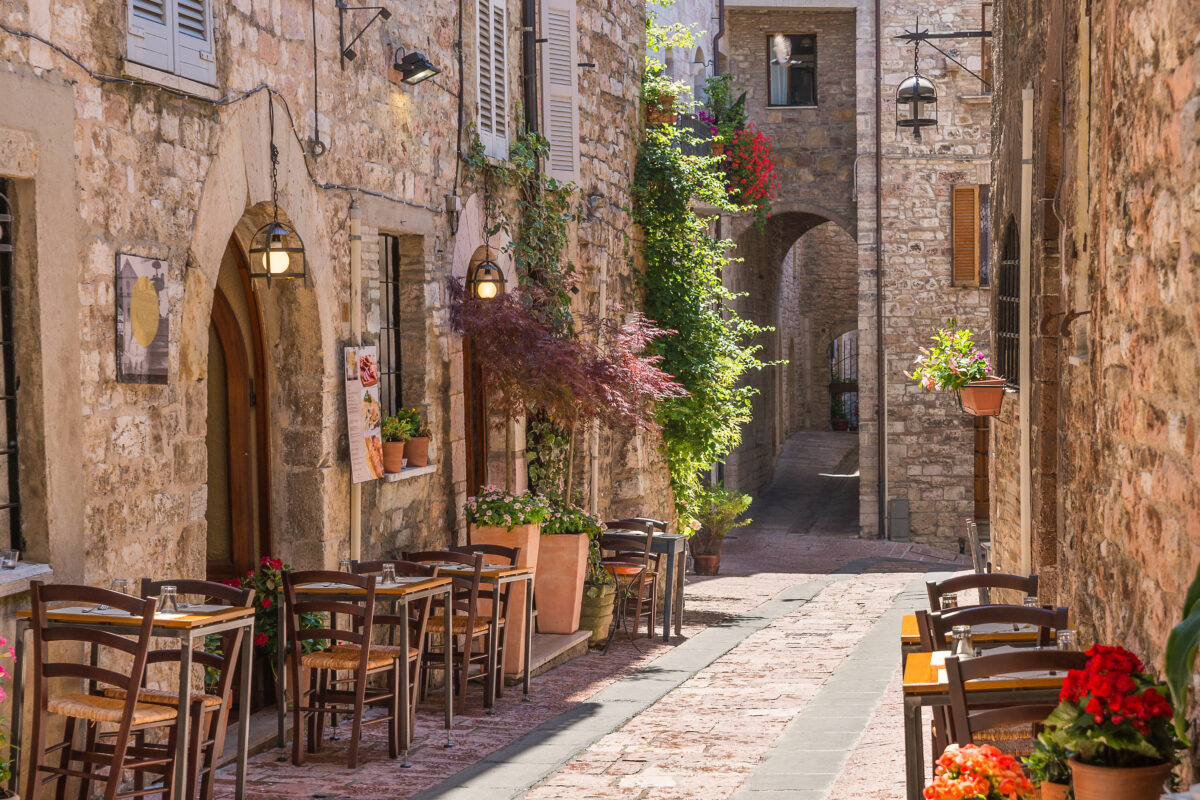 outdoor restaurant in Assisi, Italy
