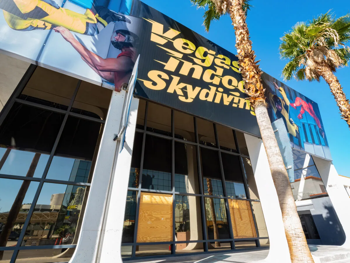 Las Vegas indoor skydiving