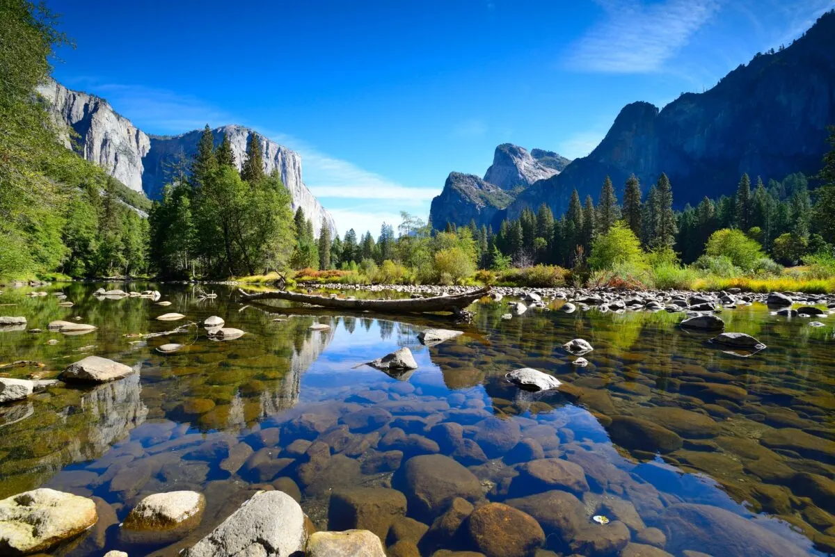 serene lake and mountains in Yosemite National Park
