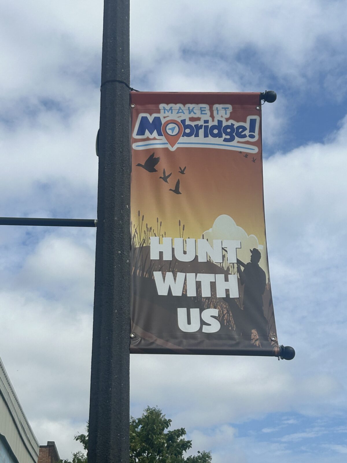 Mobridge hunting sign