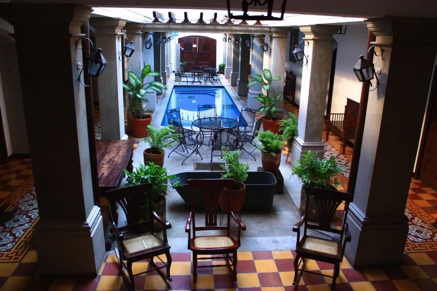 La Gran Fracia Foyer, Granada Nicaragua